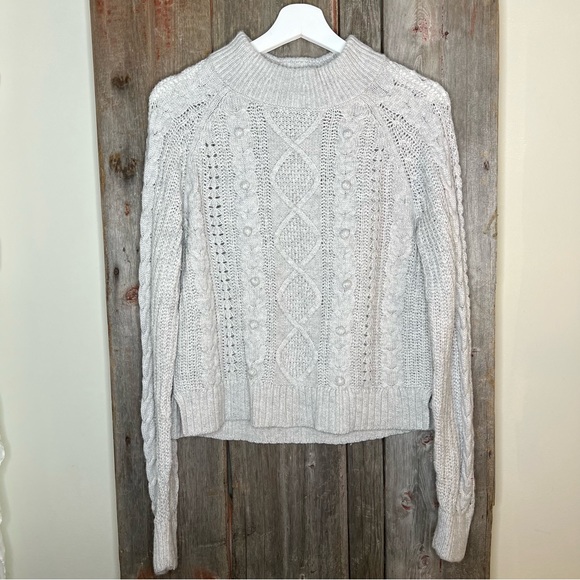 J. Crew Azra Lambswool Blend Light Grey Cable Knit Popcorn Sweater sz Small - Picture 3 of 12